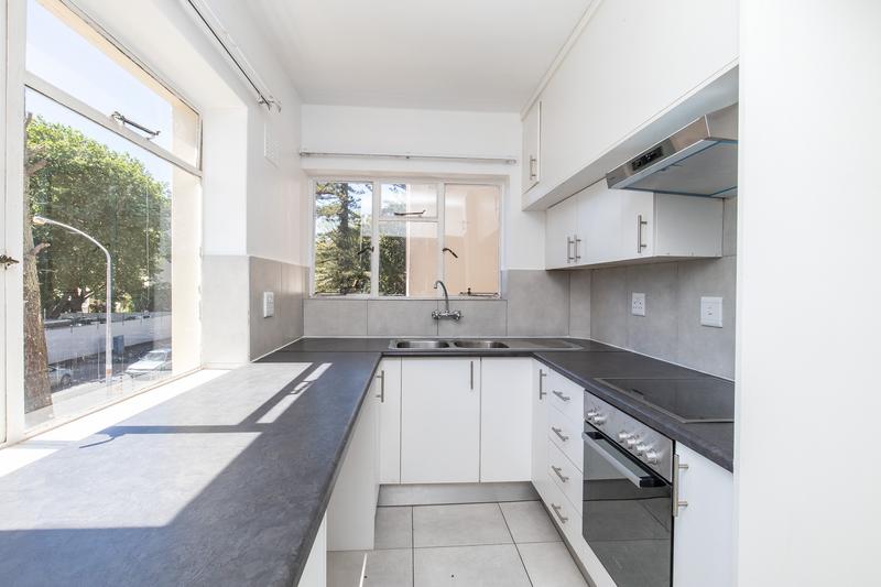To Let 2 Bedroom Property for Rent in Wynberg Upper Western Cape